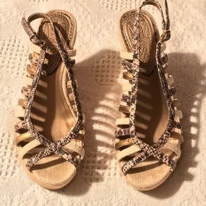 Super cute Hot Kiss wedge sandals